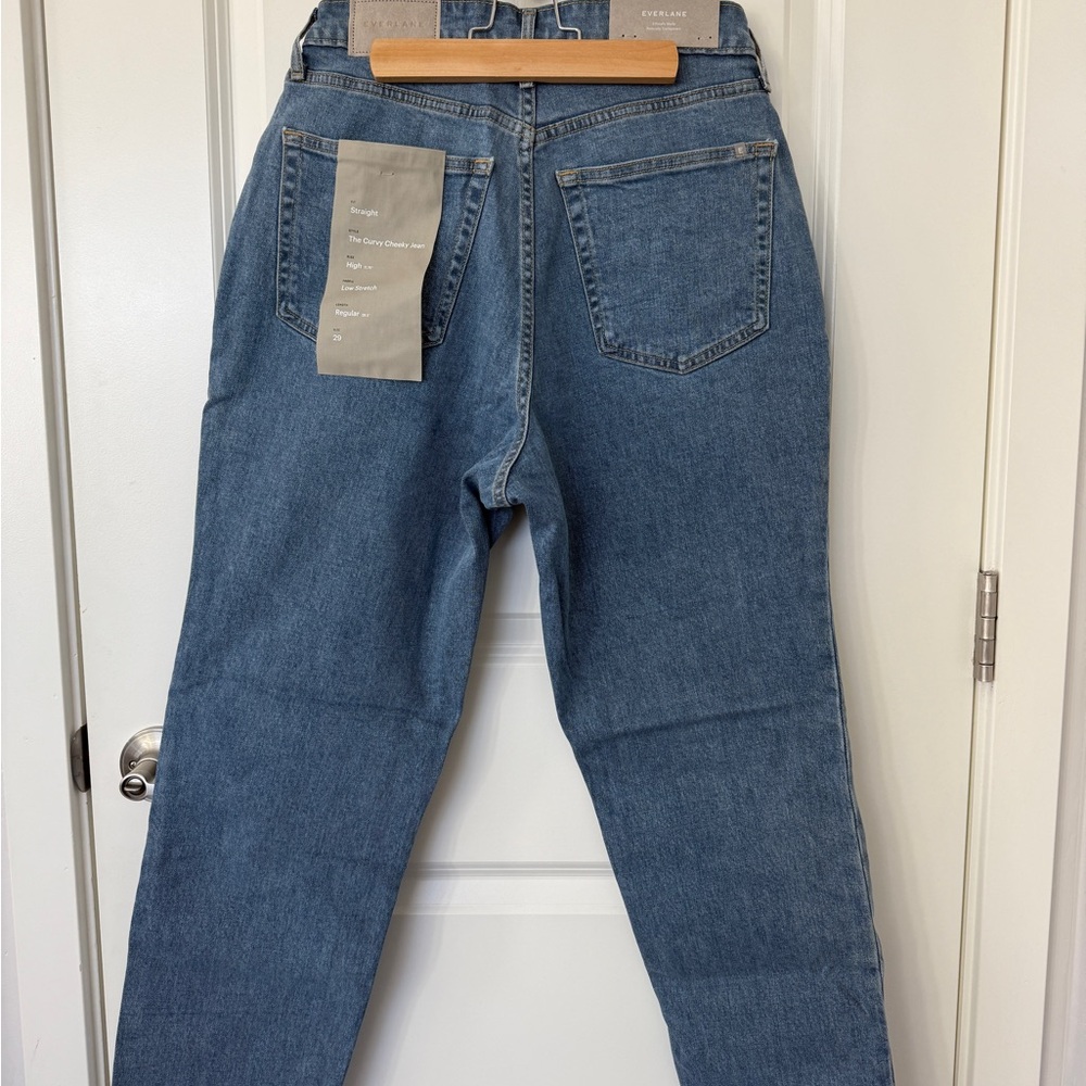 Everlane Women’s Curvy Cheeky Jean Size 29 Vintage Wash NWT